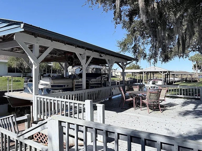 2086 Starboard Drive Geneva FL 32732 OM723829 image27