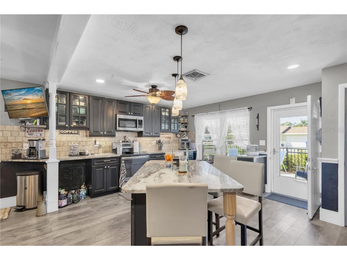 2087 59th Street N Clearwater FL 33760 A4671283 image12