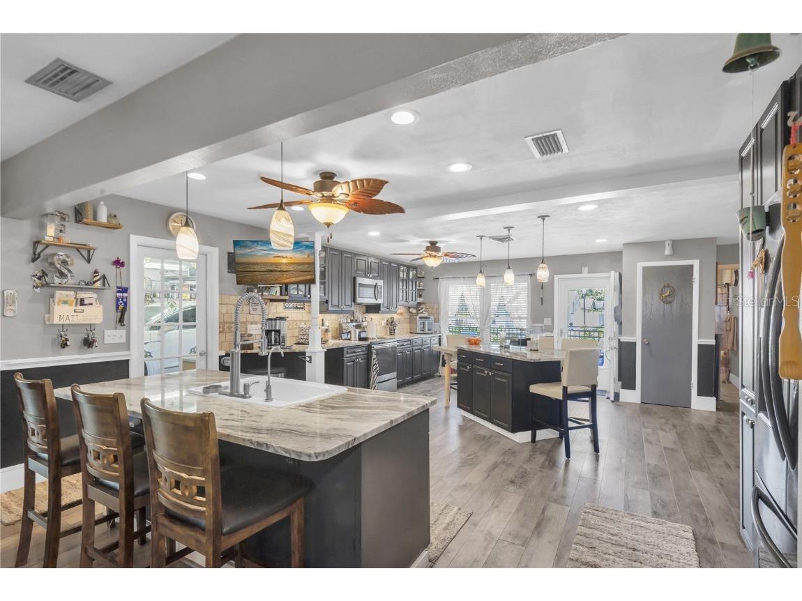 2087 59th Street N Clearwater FL 33760 A4671283 image14