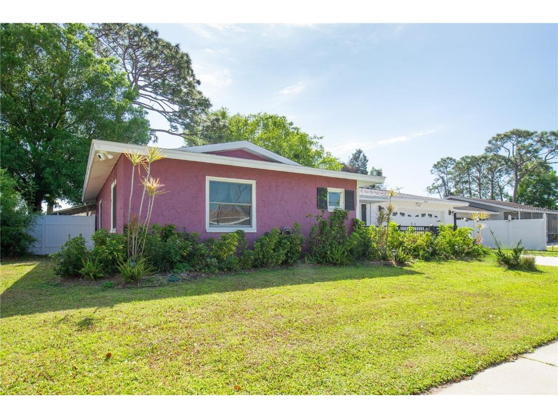 2087 59th Street N Clearwater FL 33760 A4671283 image30