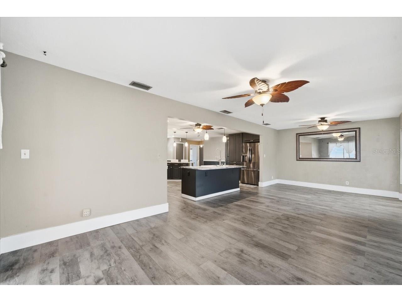 2087 59th Street N Clearwater FL 33760 TB8518386 image26