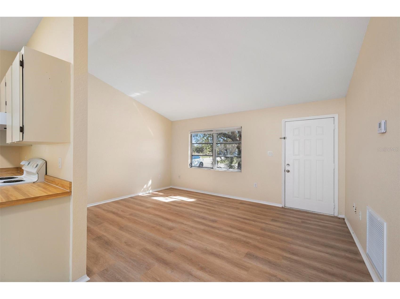 2087 Como Street #B Port Charlotte FL 33948 C7524681 image10