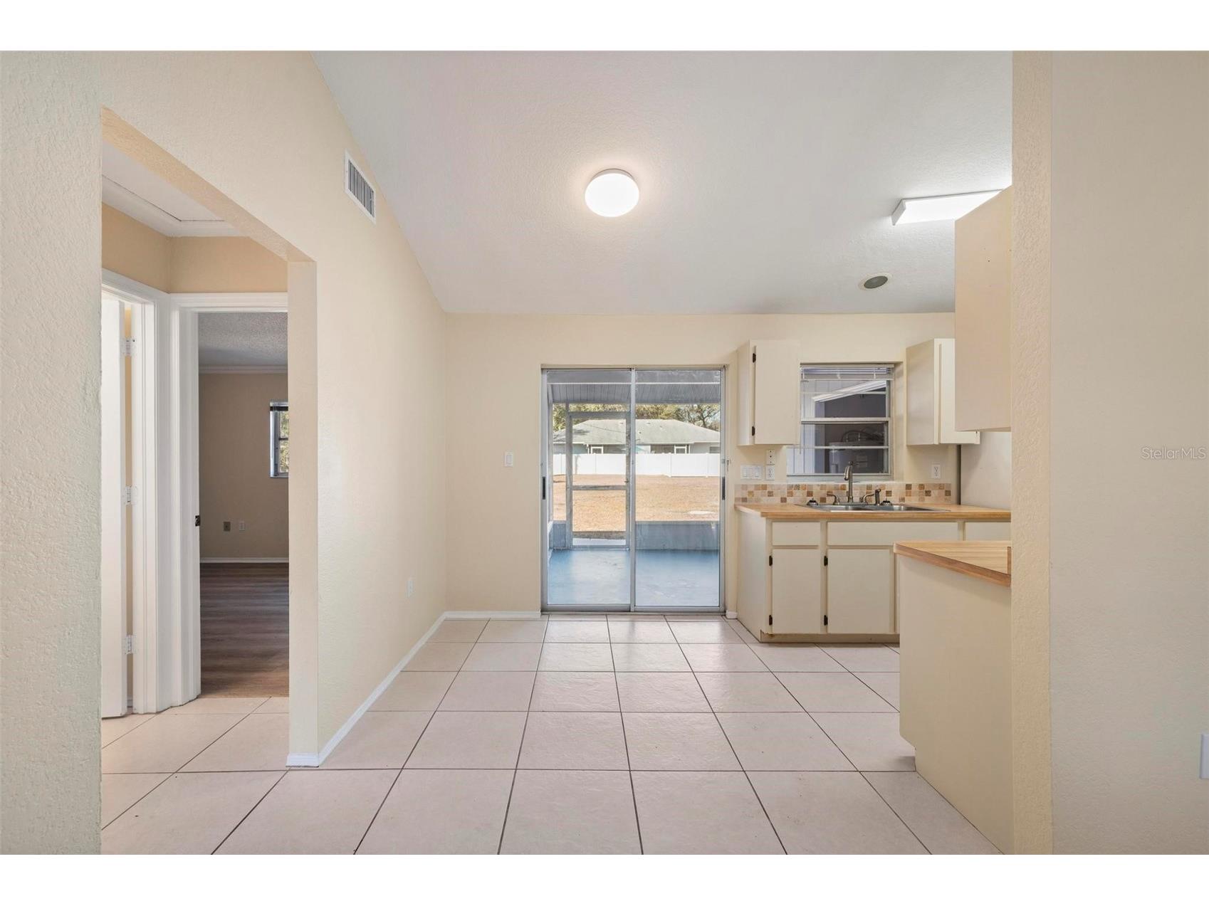 2087 Como Street #B Port Charlotte FL 33948 C7524681 image11