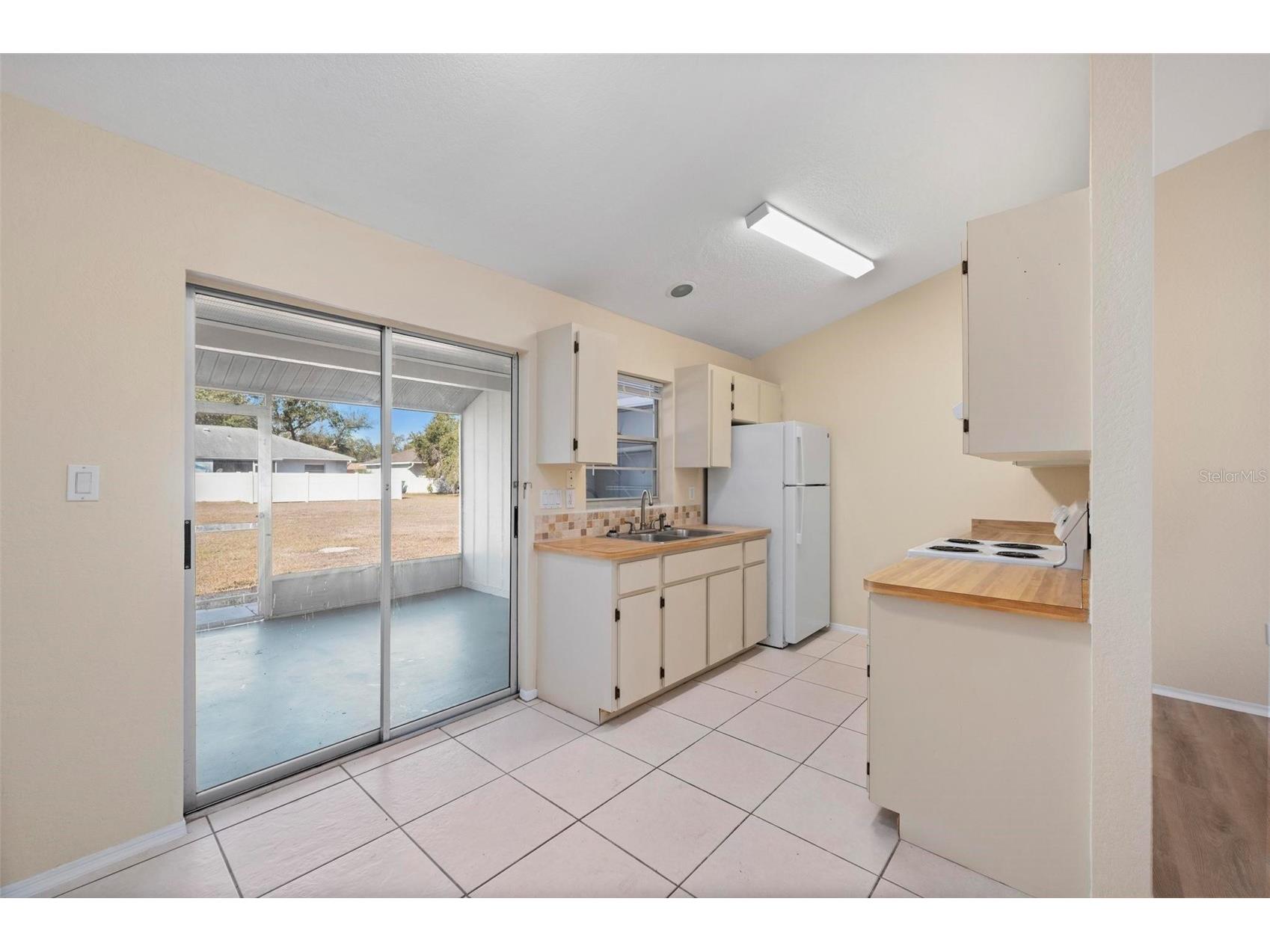2087 Como Street #B Port Charlotte FL 33948 C7524681 image12
