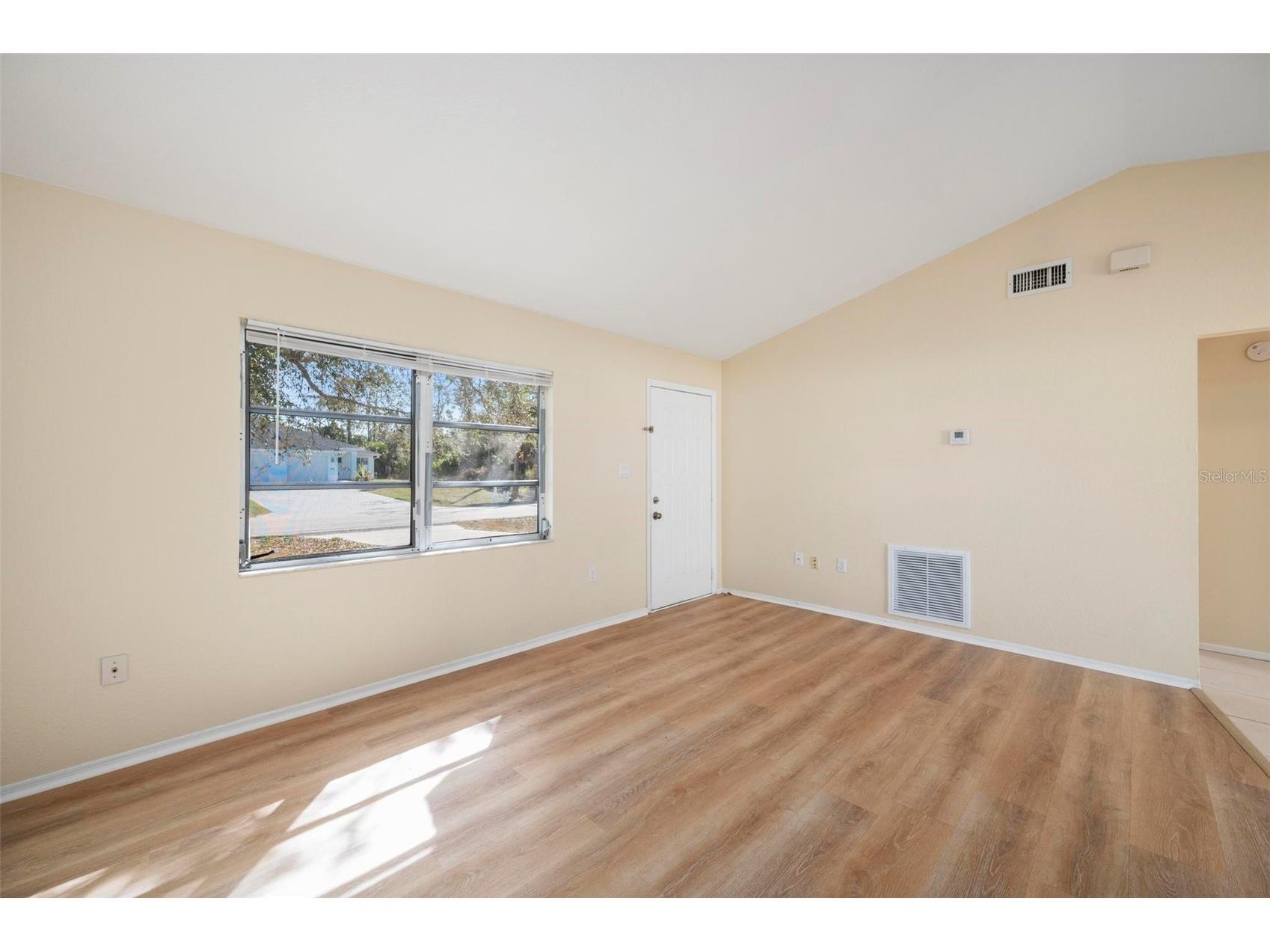 2087 Como Street #B Port Charlotte FL 33948 C7524681 image9