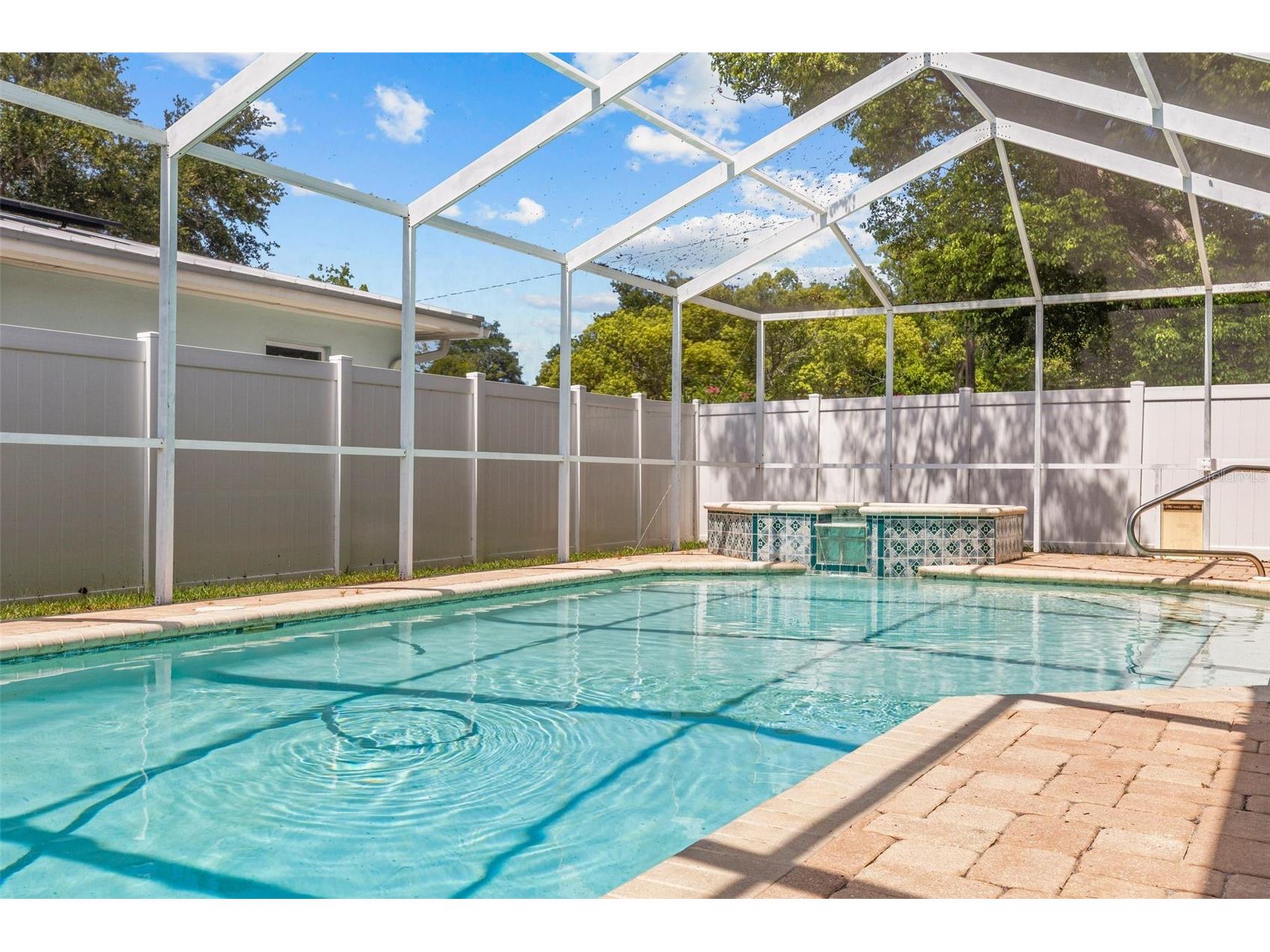 2087 Druid Road E Clearwater FL 33764 TB8511515 image37