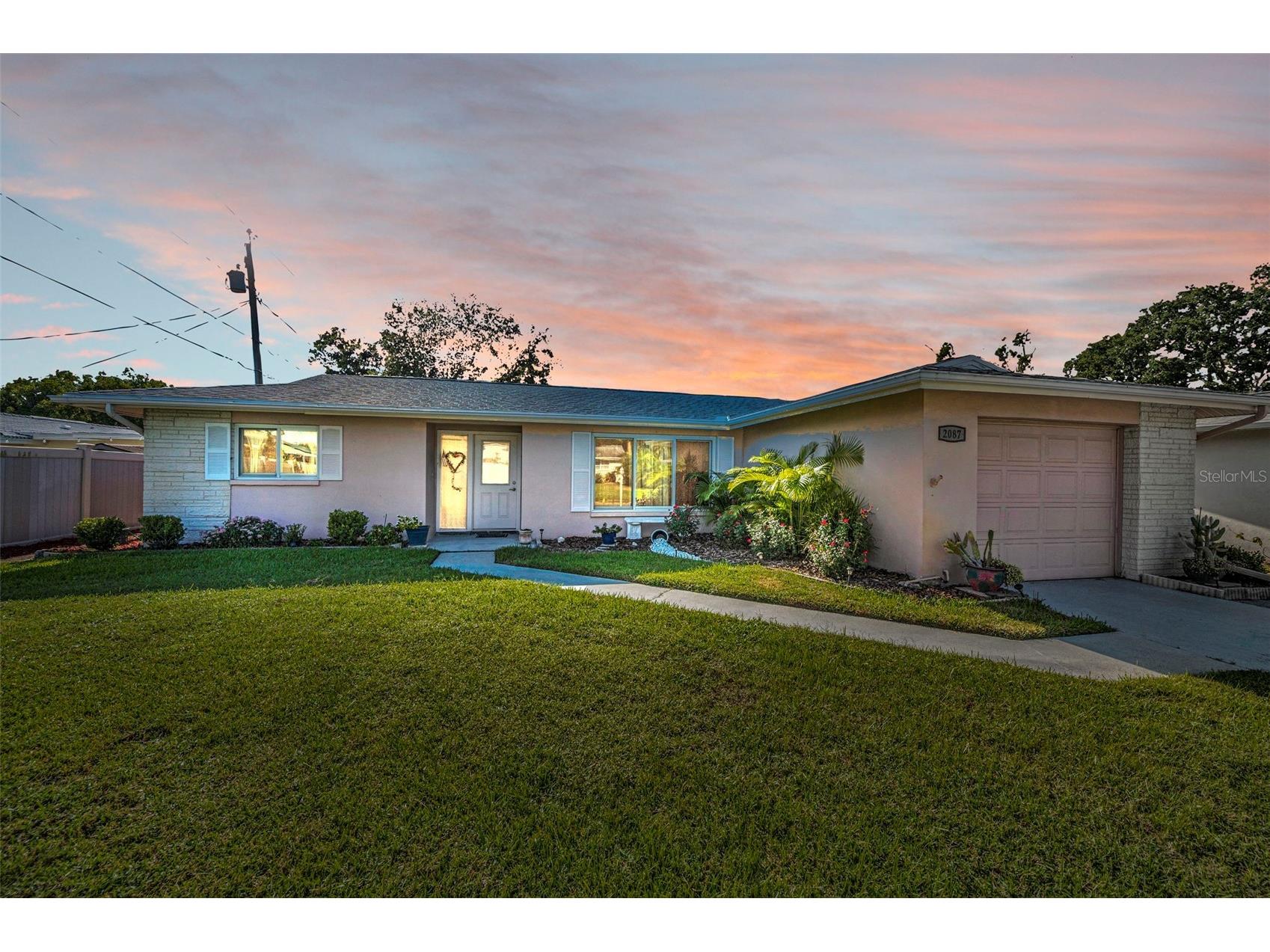 2087 Hillwood Drive Clearwater FL 33763 TB8442158 image1