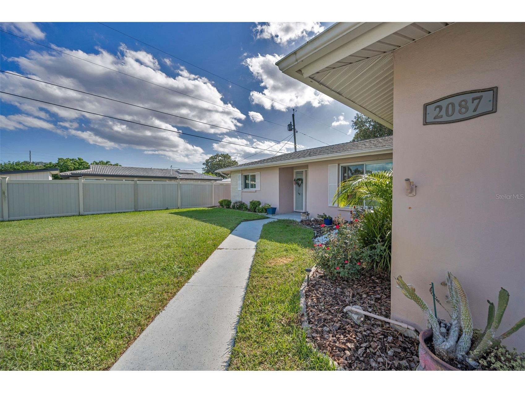 2087 Hillwood Drive Clearwater FL 33763 TB8442158 image4