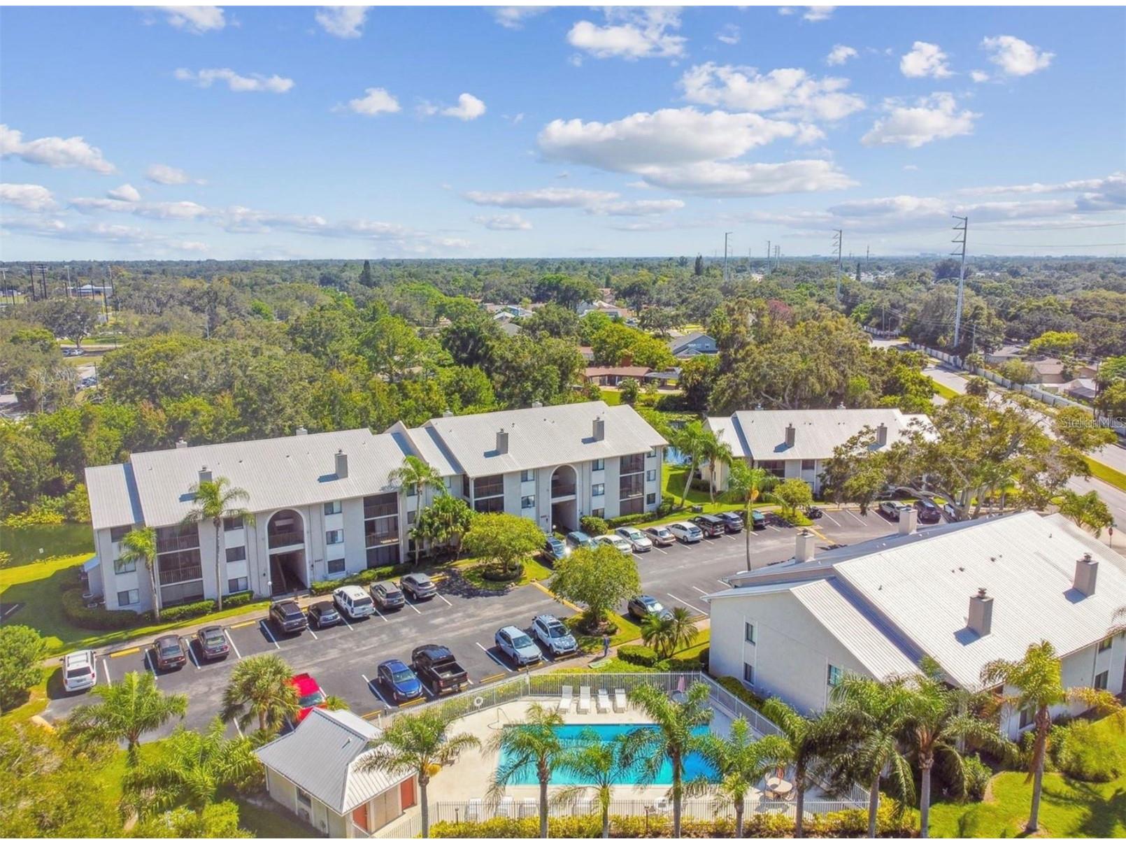 2087 Hunters Glen Drive #112 Dunedin FL 34698 TB8502547 image3