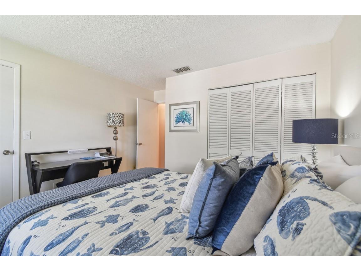 2087 Hunters Glen Drive #128 Dunedin FL 34698 TB8423176 image16