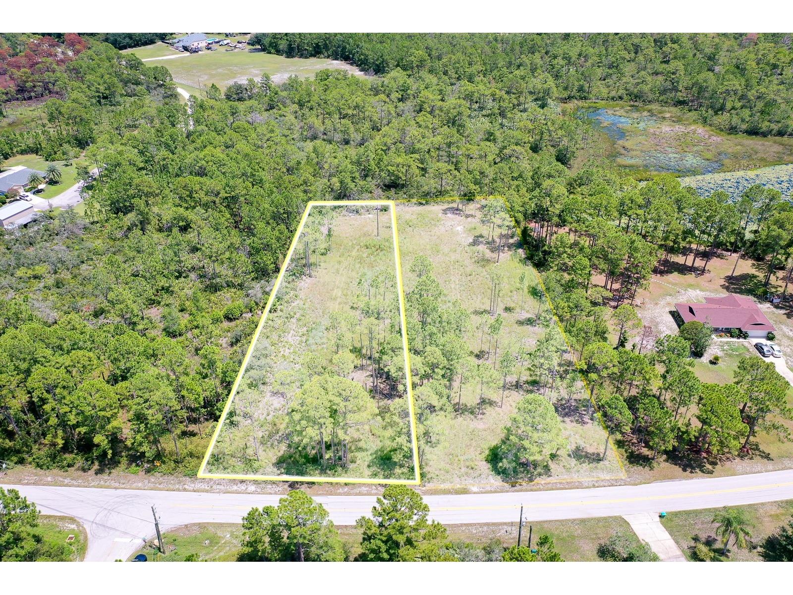 2087 Laredo Drive Deltona FL 32738 V4947963 image1