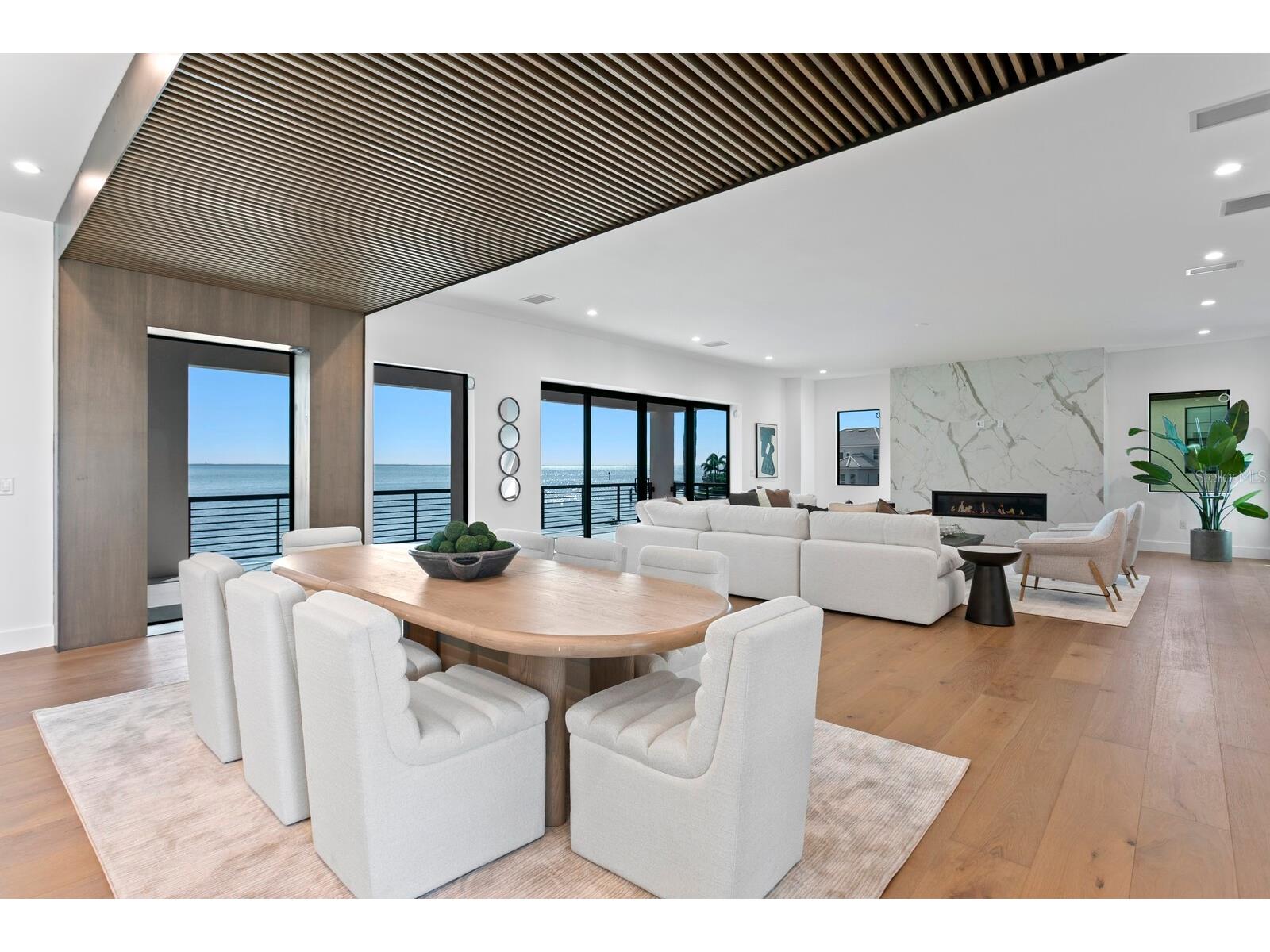 2087 Michigan Avenue NE Saint Petersburg FL 33703 - TAMPA BAY TB8386859 image10