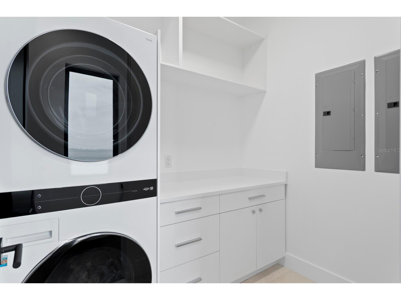 2087 Michigan Avenue NE Saint Petersburg FL 33703 - TAMPA BAY TB8386859 image47