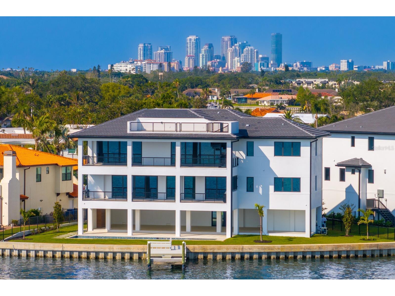 2087 Michigan Avenue NE Saint Petersburg FL 33703 - TAMPA BAY TB8386859 image55