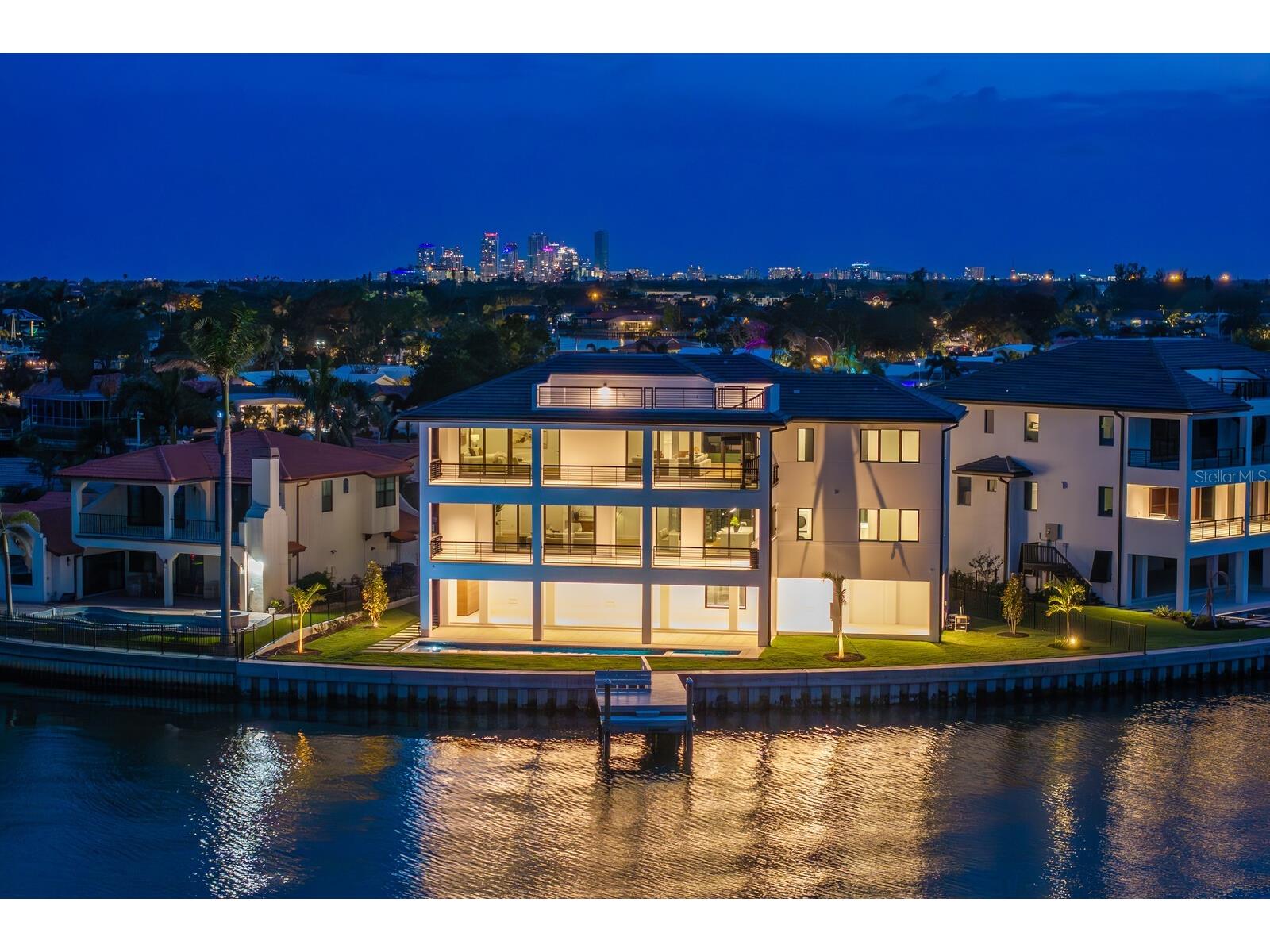 2087 Michigan Avenue NE Saint Petersburg FL 33703 - TAMPA BAY TB8386859 image62