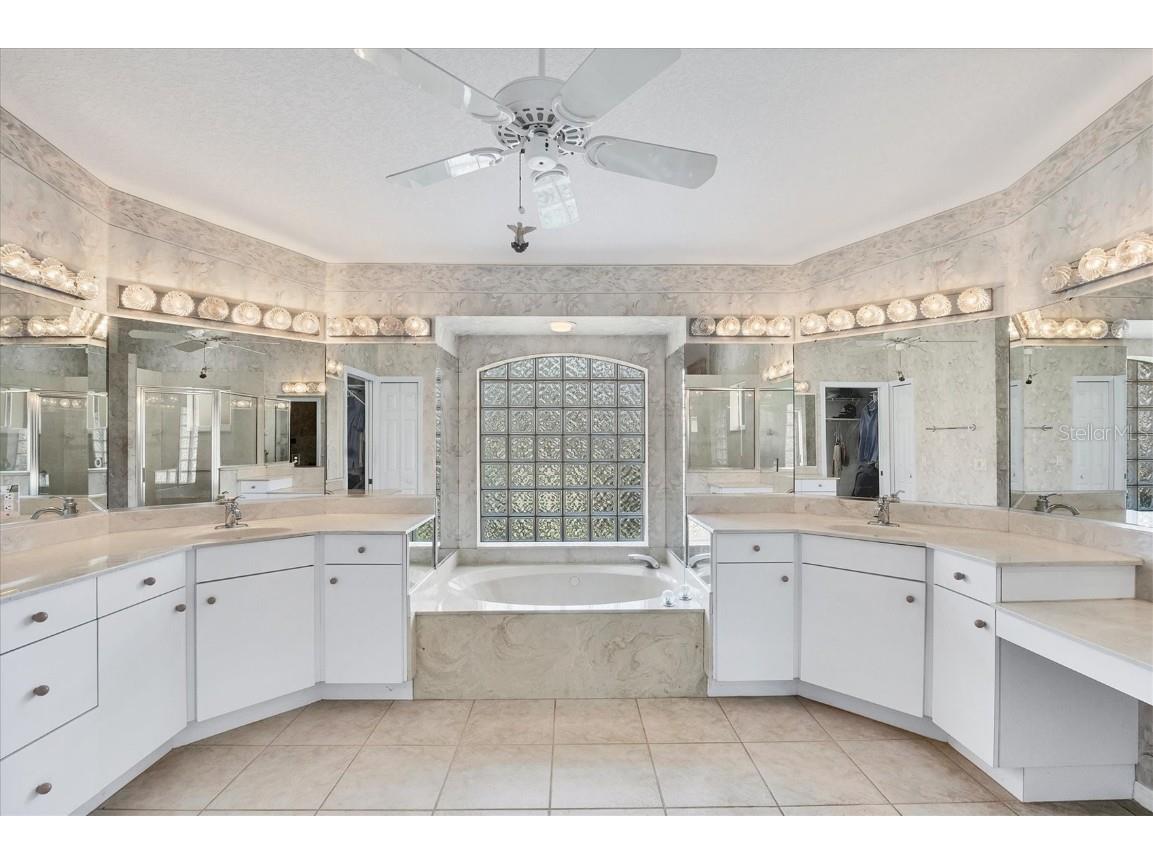 2087 Timucua Trail Nokomis FL 34275 O6332748 image12