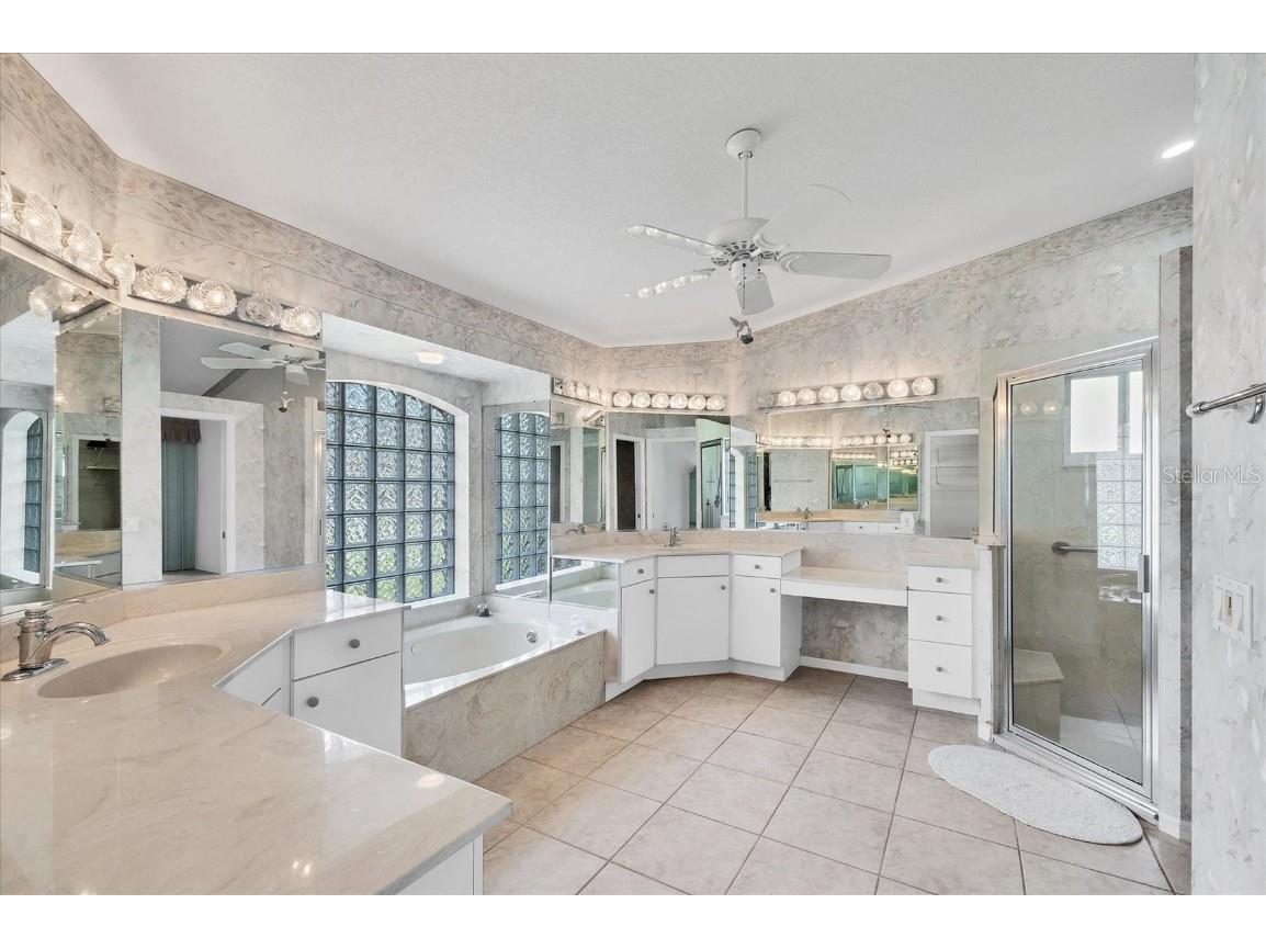 2087 Timucua Trail Nokomis FL 34275 O6332748 image13