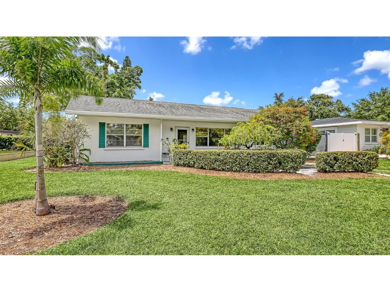 2088 Grove Street Sarasota FL 34239 A4656524 image2