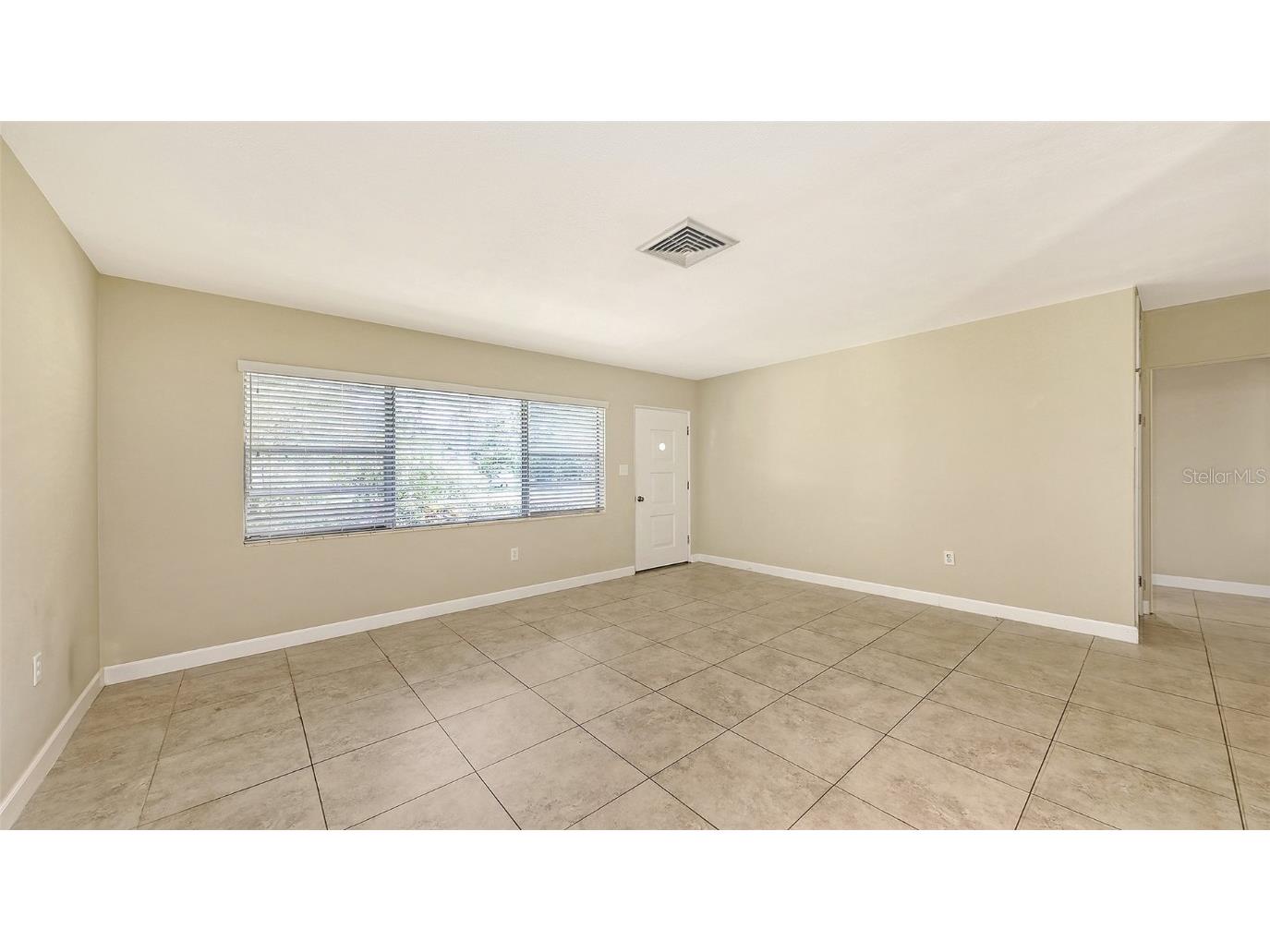 2088 Grove Street Sarasota FL 34239 A4656524 image6