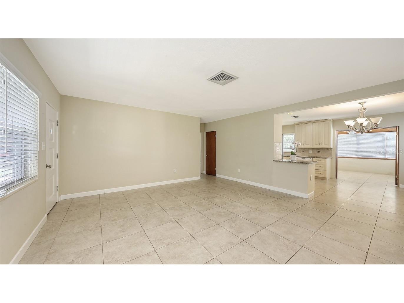 2088 Grove Street Sarasota FL 34239 A4656524 image8