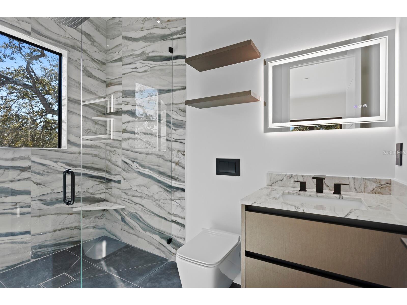 2089 Arlington Street Sarasota FL 34239 TB8471775 image44