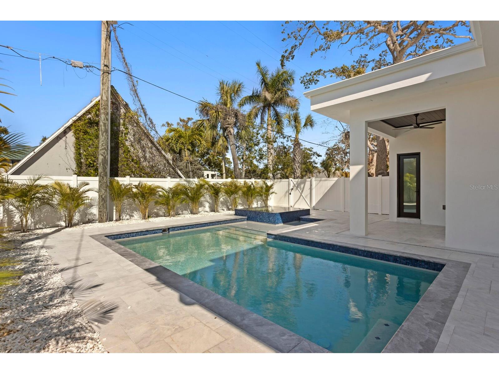 2089 Arlington Street Sarasota FL 34239 TB8471775 image52