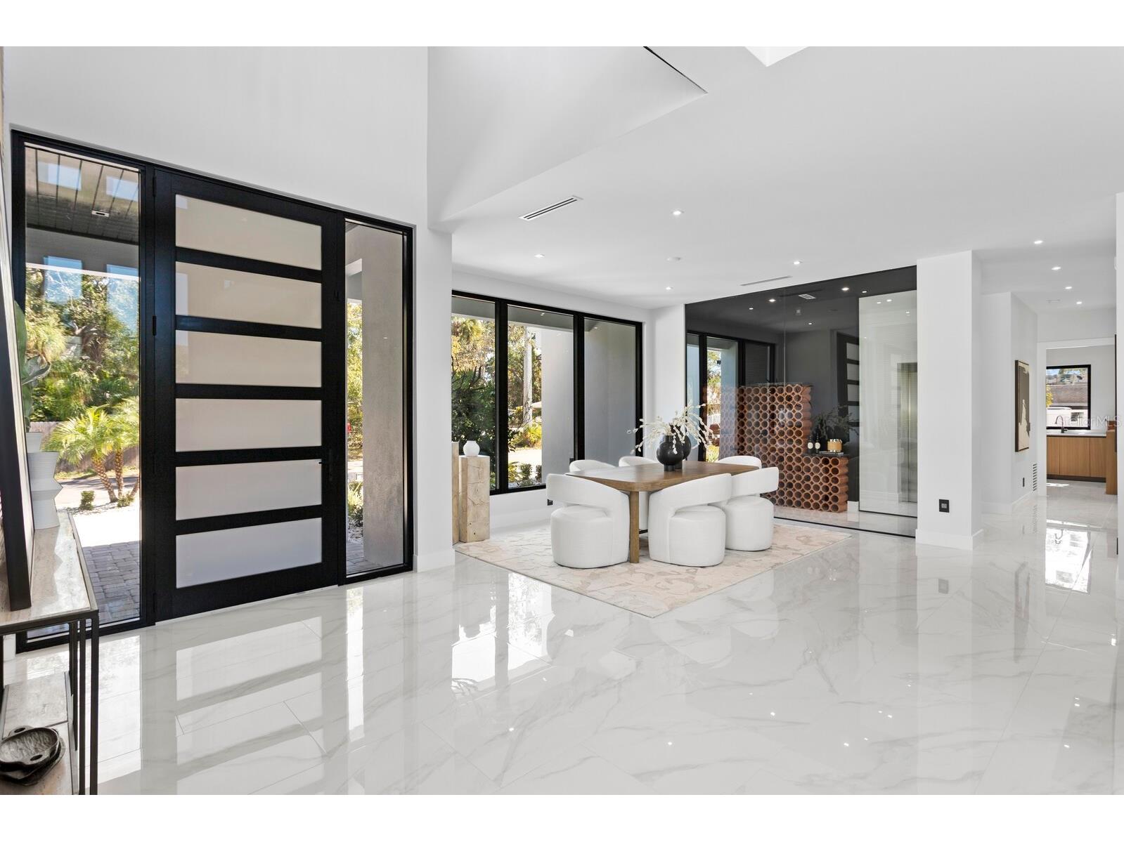 2089 Arlington Street Sarasota FL 34239 TB8471775 image7