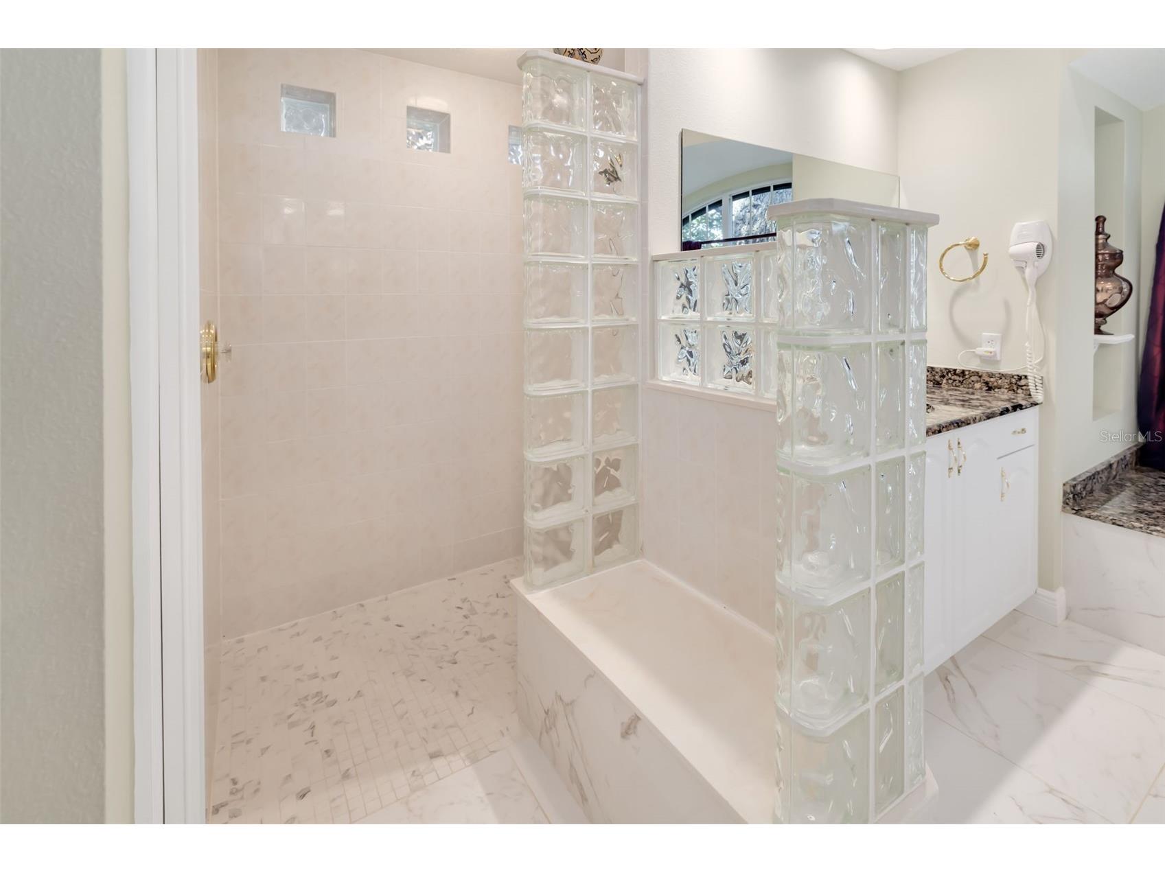 2089 Sandhill Lane Nokomis FL 34275 A4693555 image32