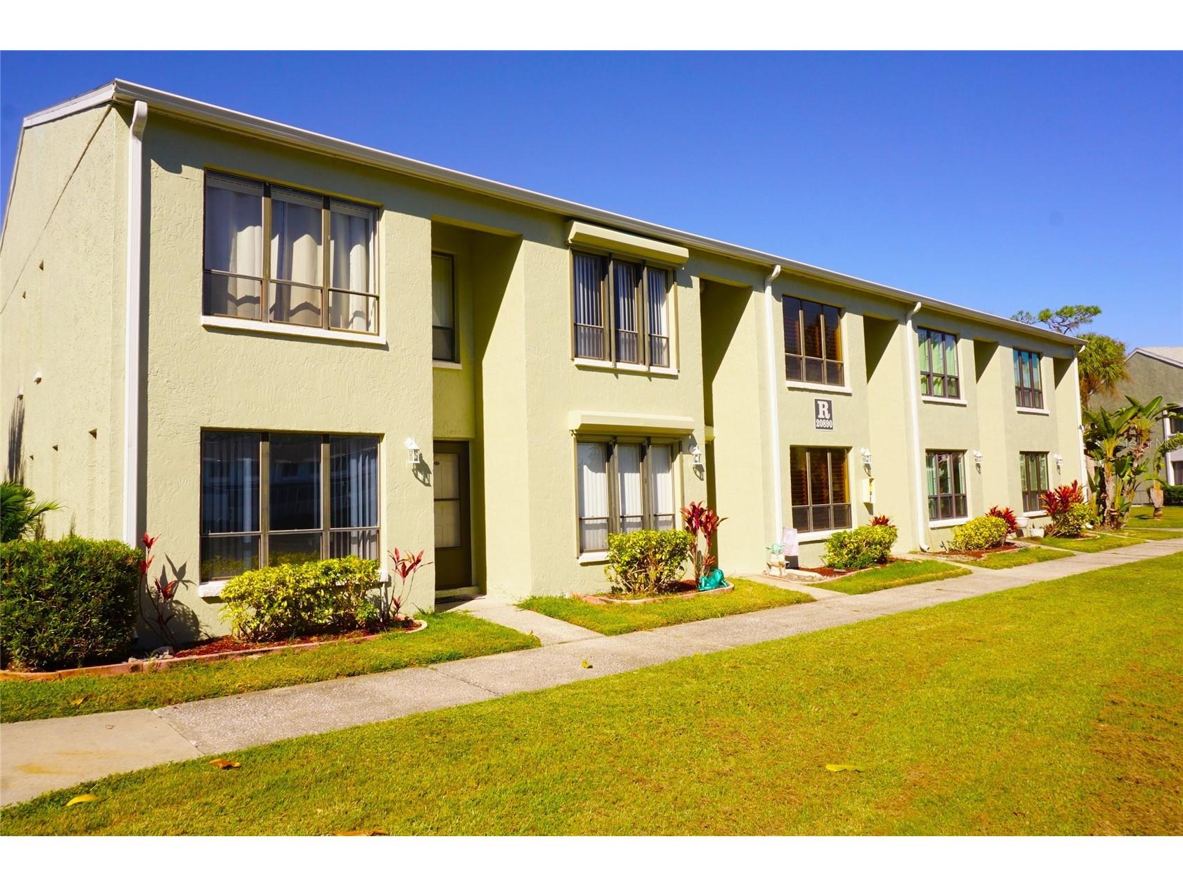 20890 Negril Court #R1 Lutz FL 33558 W7880352 image1