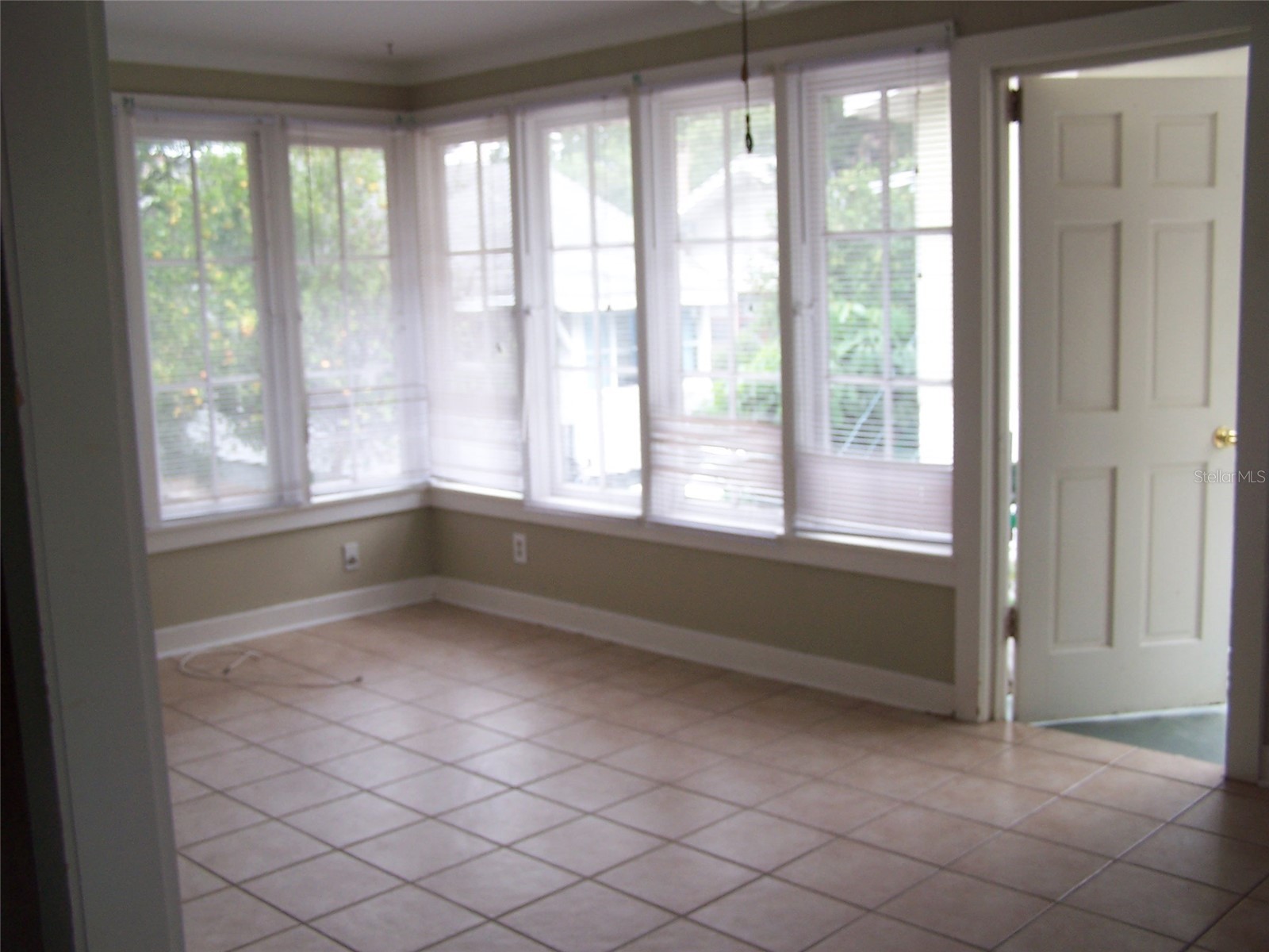 209 12th Avenue N Saint Petersburg FL 33704 TB8463738 image17