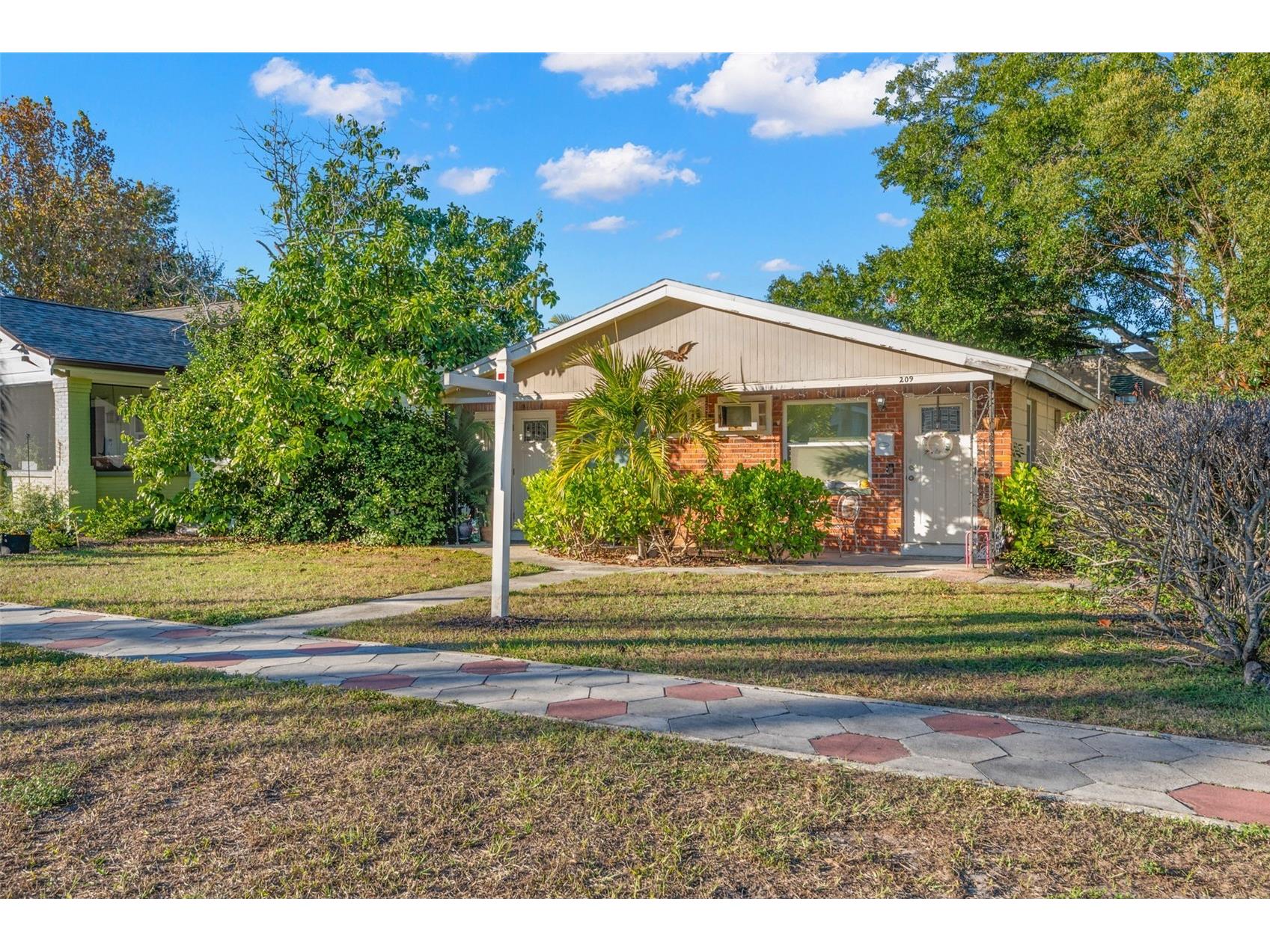 209 12th Avenue N Saint Petersburg FL 33704 TB8463738 image2
