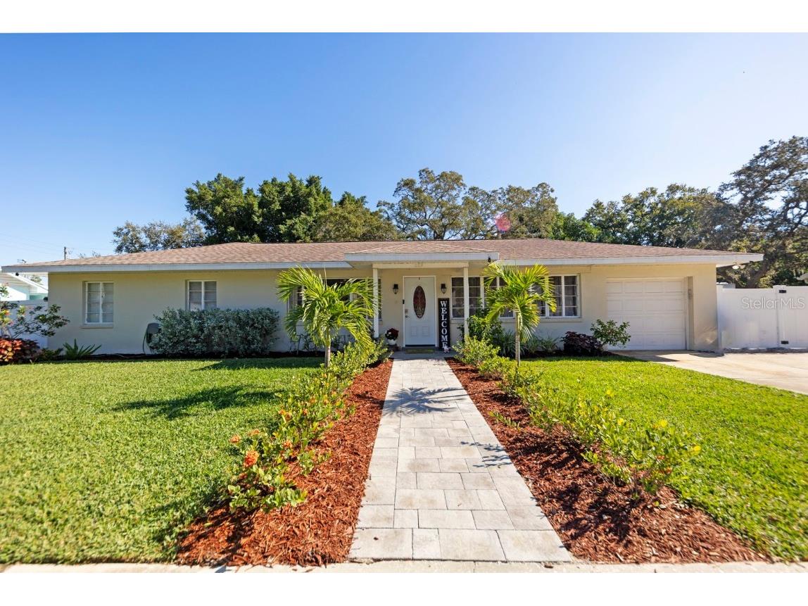 209 50th Street W Bradenton FL 34209 A4591400 image1