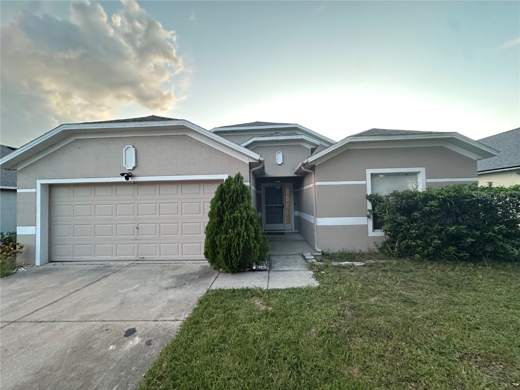 209 Aberdeen Davenport FL 33837 P4937182 image1