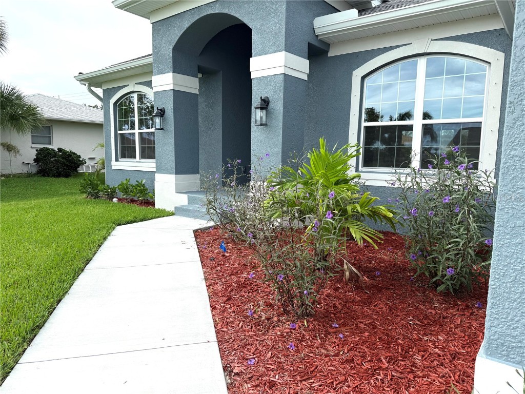 209 Annapolis Lane Rotonda West FL 33947 C7505907 image2