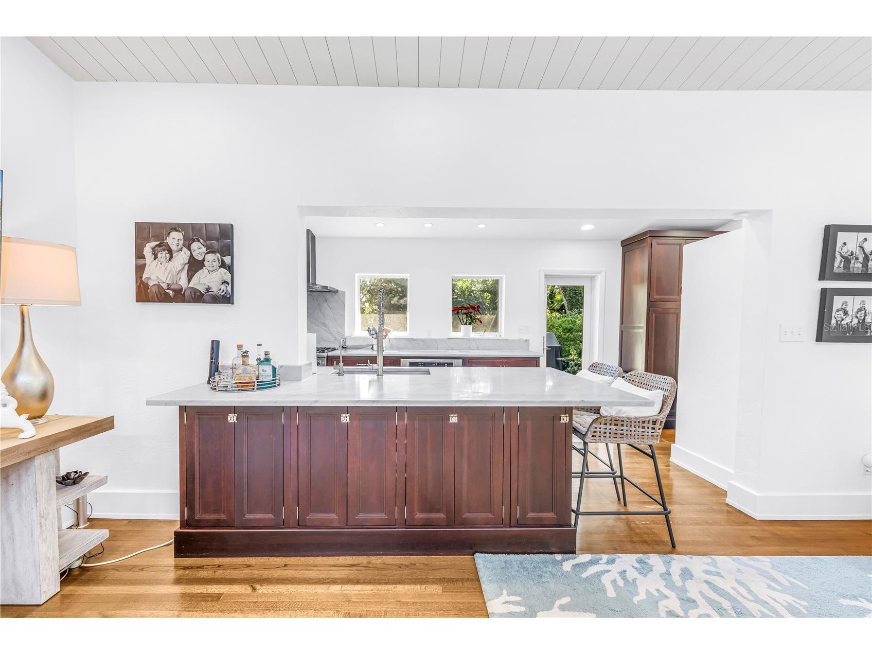 209 Bandera Way NE Saint Petersburg FL 33704 TB8492037 image17