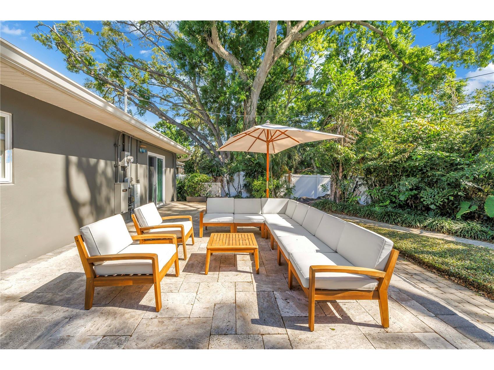 209 Bandera Way NE Saint Petersburg FL 33704 TB8492037 image38