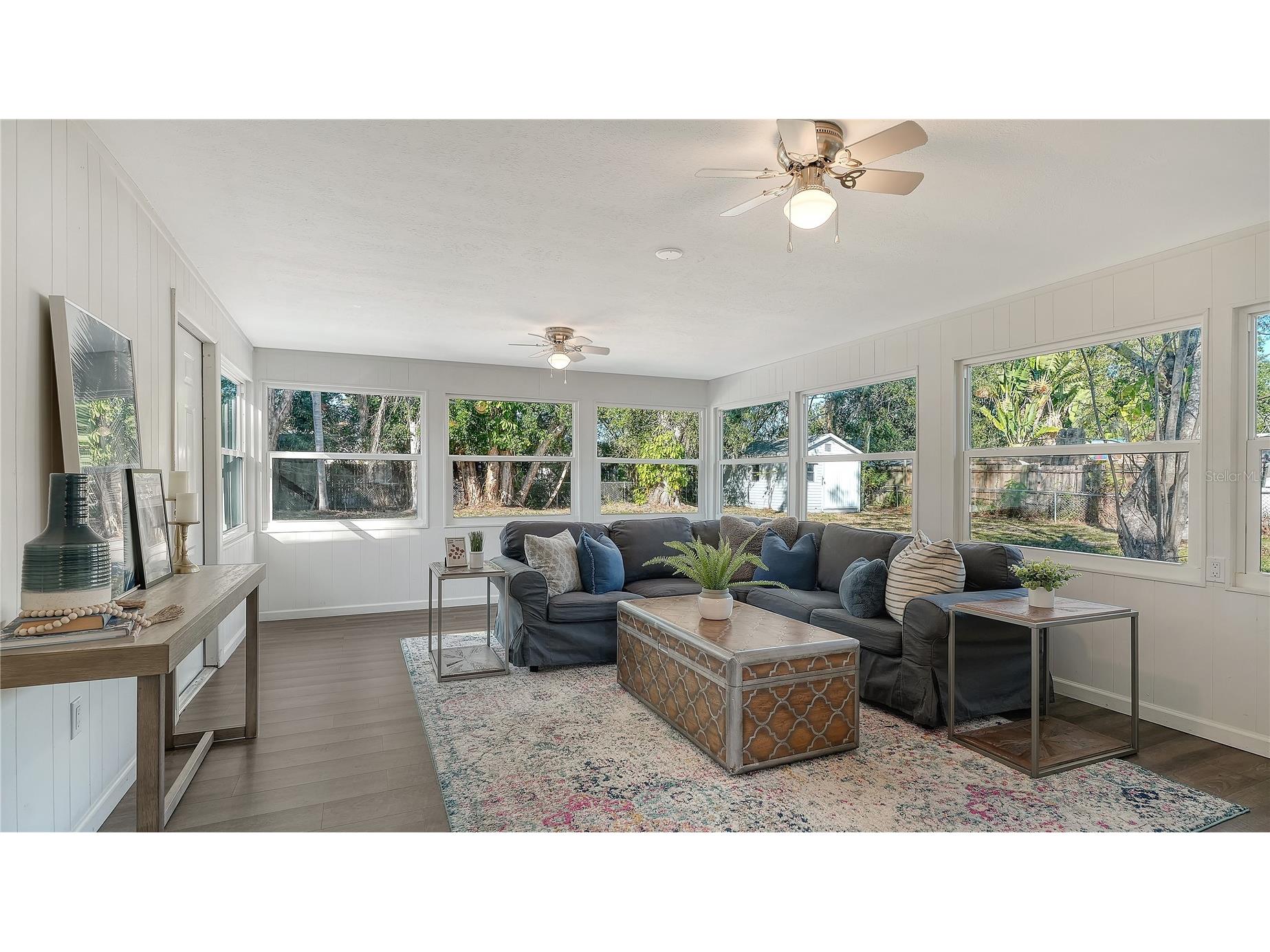 209 Briggs Court Sarasota FL 34237 A4691467 image13