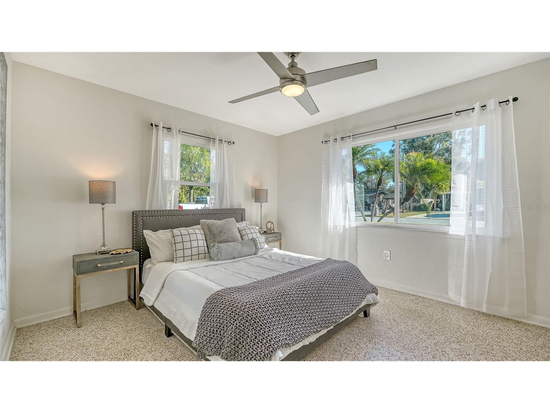 209 Briggs Court Sarasota FL 34237 A4691467 image16