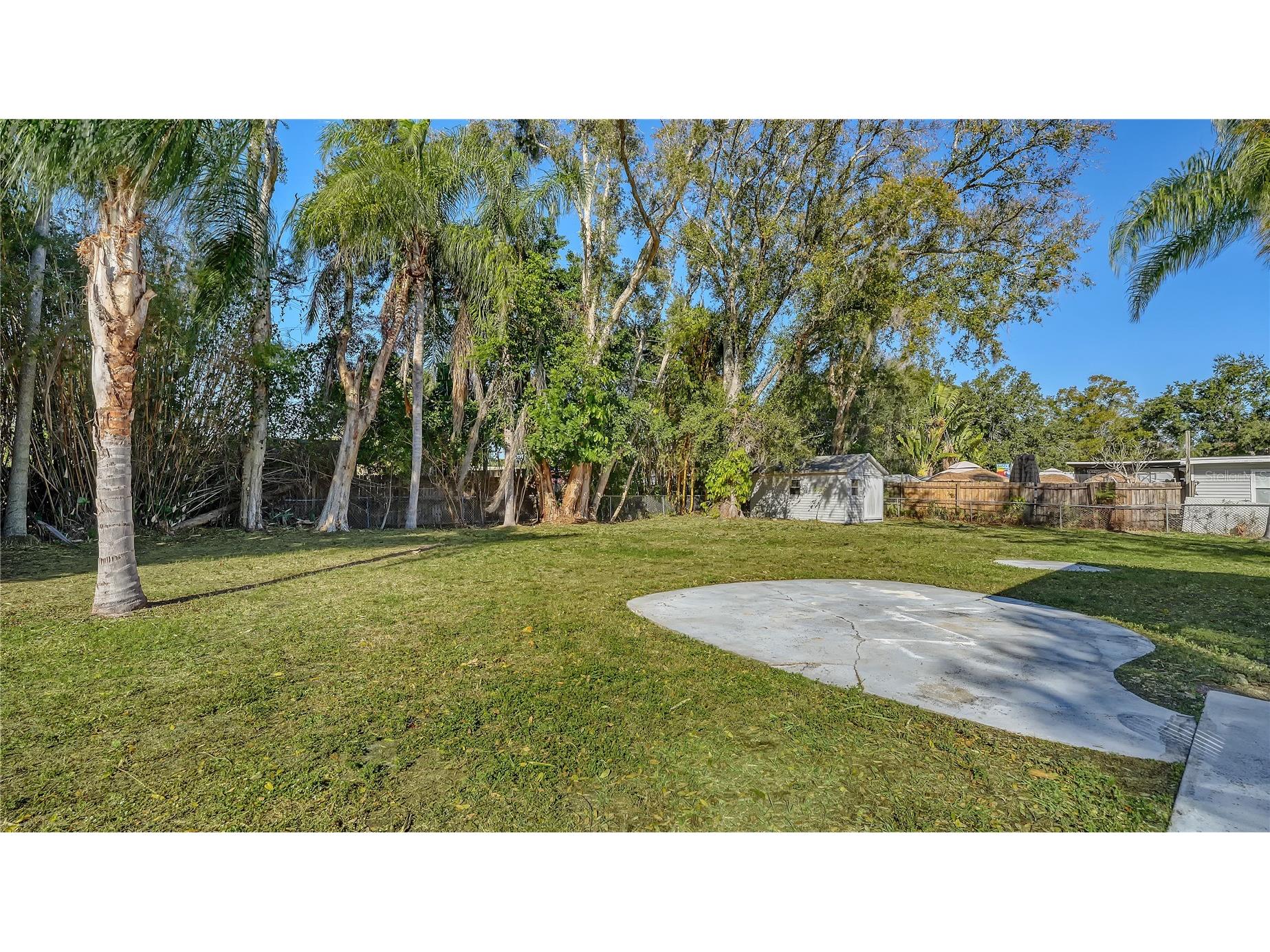 209 Briggs Court Sarasota FL 34237 A4691467 image31