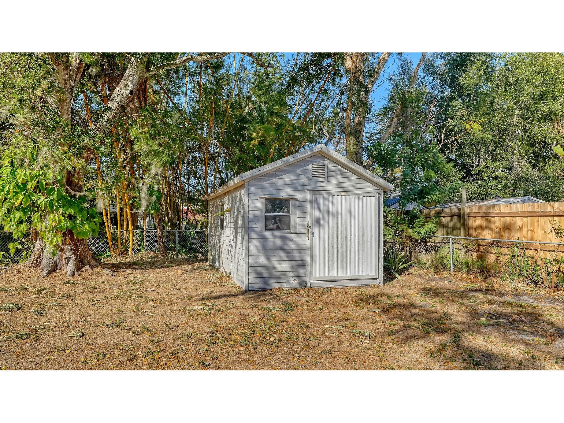 209 Briggs Court Sarasota FL 34237 A4691467 image32