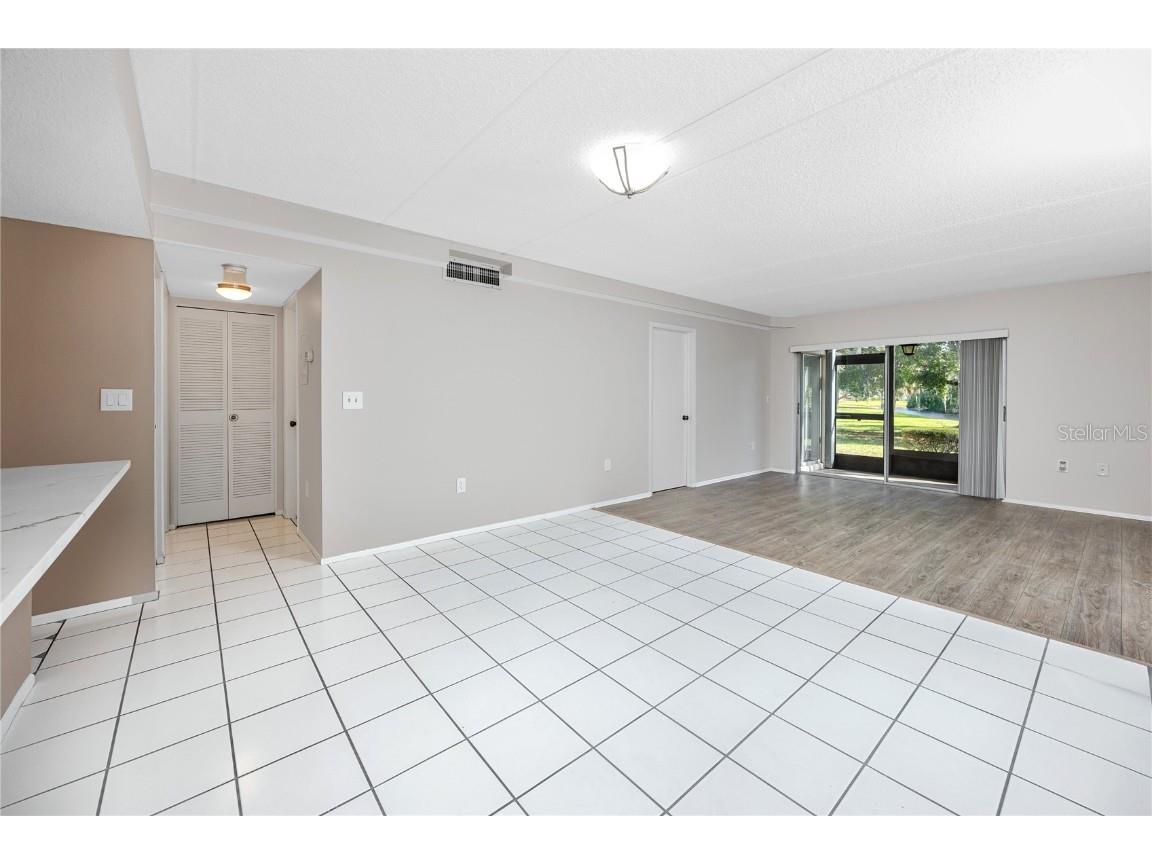 209 Cypress Court #209 Oldsmar FL 34677 TB8457055 image3