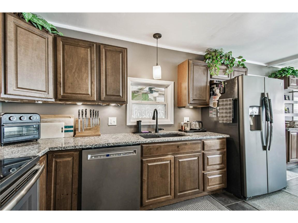 209 E 52nd Avenue Plaza E Bradenton FL 34203 TB8440189 image15