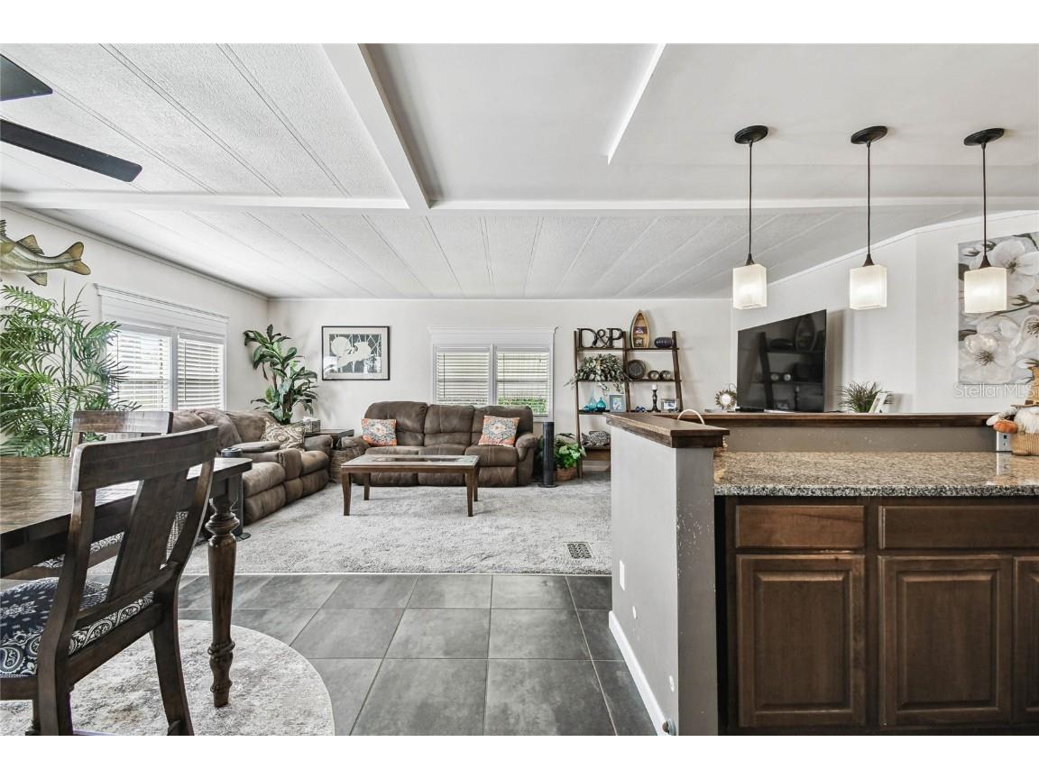 209 E 52nd Avenue Plaza E Bradenton FL 34203 TB8440189 image27