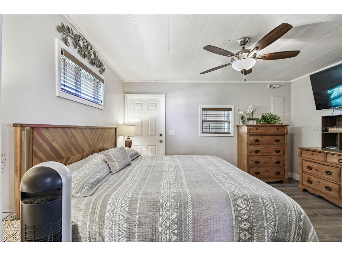 209 E 52nd Avenue Plaza E Bradenton FL 34203 TB8440189 image36