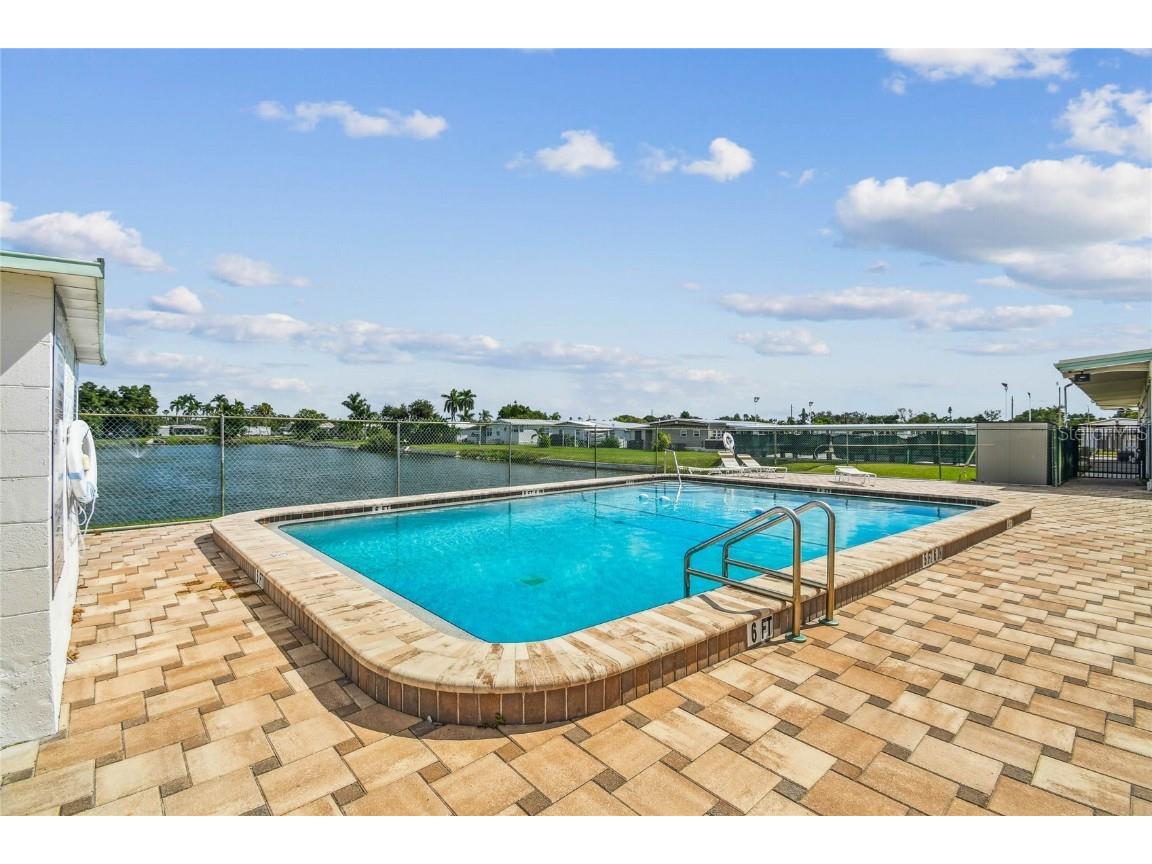 209 E 52nd Avenue Plaza E Bradenton FL 34203 TB8440189 image59