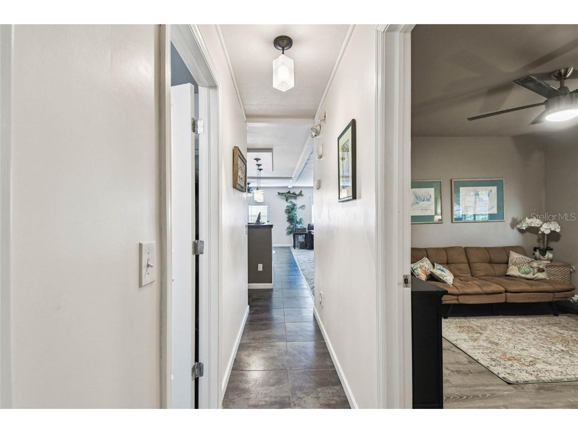 209 E 52nd Avenue Plaza E Bradenton FL 34203 TB8440189 image6