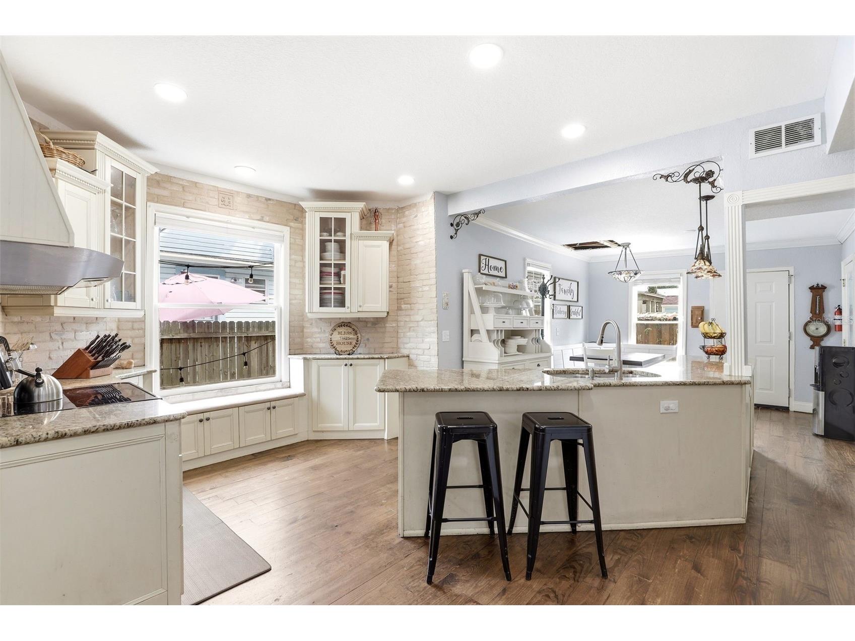 209 E 5th Street Sanford FL 32771 O6393728 image2