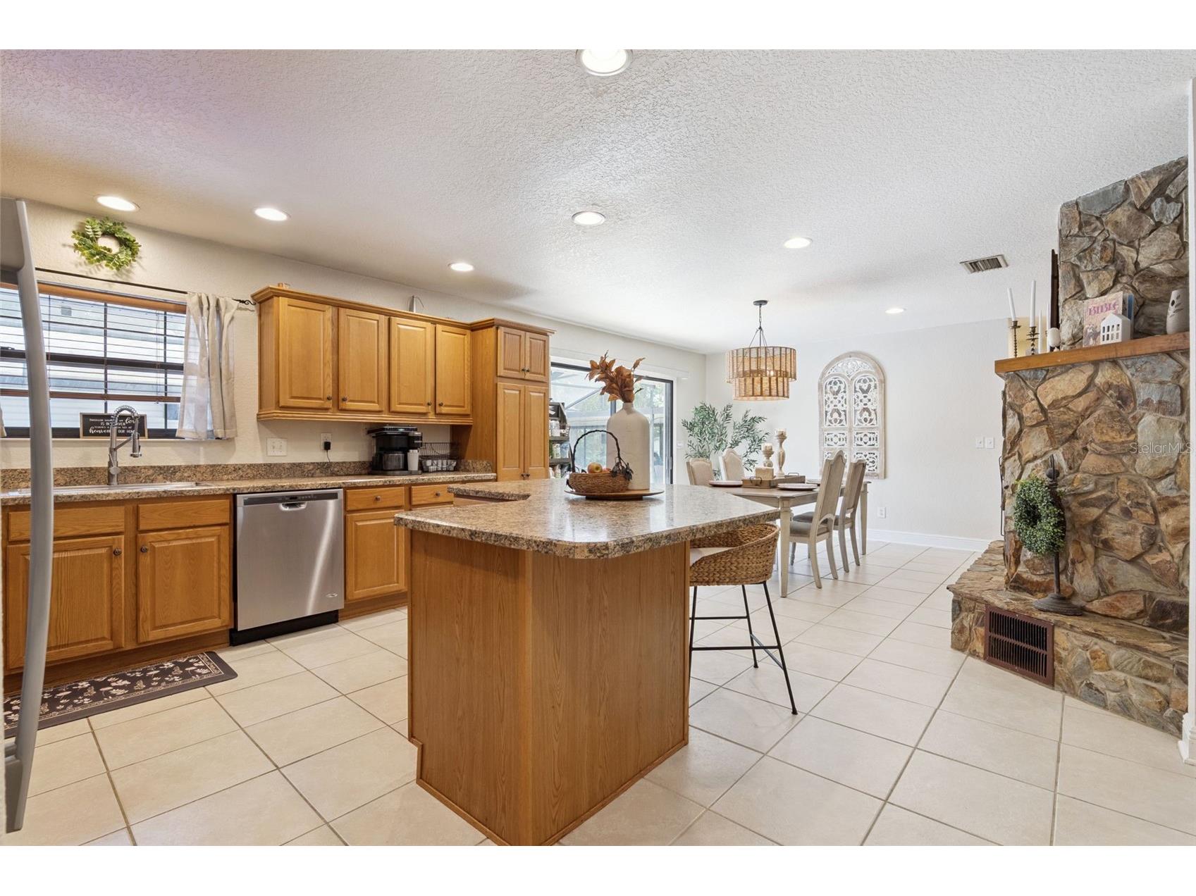 209 E Catawba Street Fruitland Park FL 34731 O6403785 image14