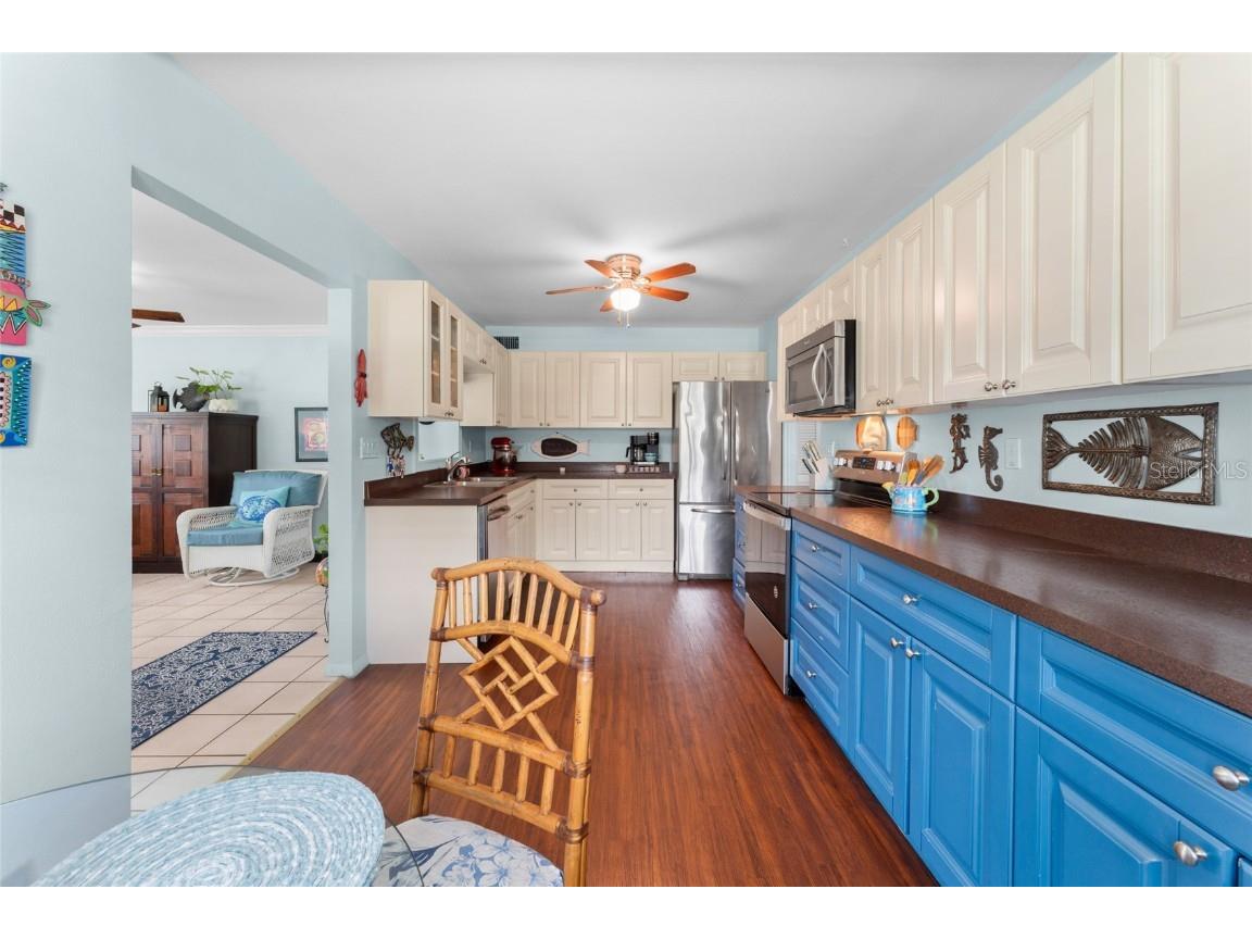 209 Emerald Lane Largo FL 33771 TB8409457 image11