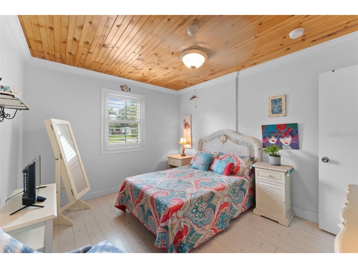 209 Emerald Lane Largo FL 33771 TB8409457 image19